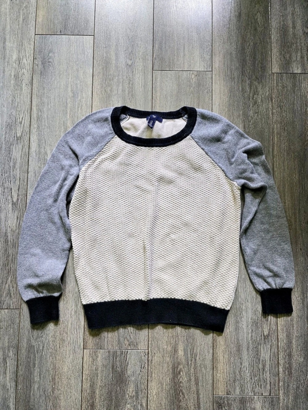 Gap Textured Crewneck Knitted Sweater Colorblock Oatmeal Heather Color